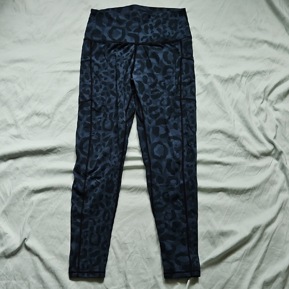 Pants - Colorfulkoala Leopard Print Leggings, Size L